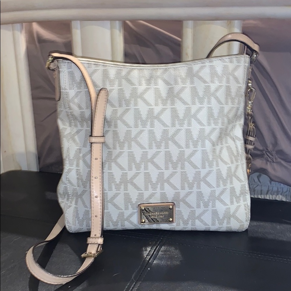 Michael Kors crossbody bag